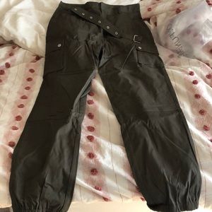 Green cargo pants